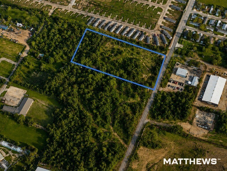 5612 Parker Henderson Rd, Fort Worth, TX for sale - Building Photo - Image 1 of 3