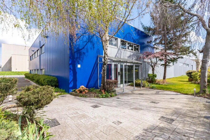 Industriel dans Bezons à louer - Photo du bâtiment - Image 1 de 20