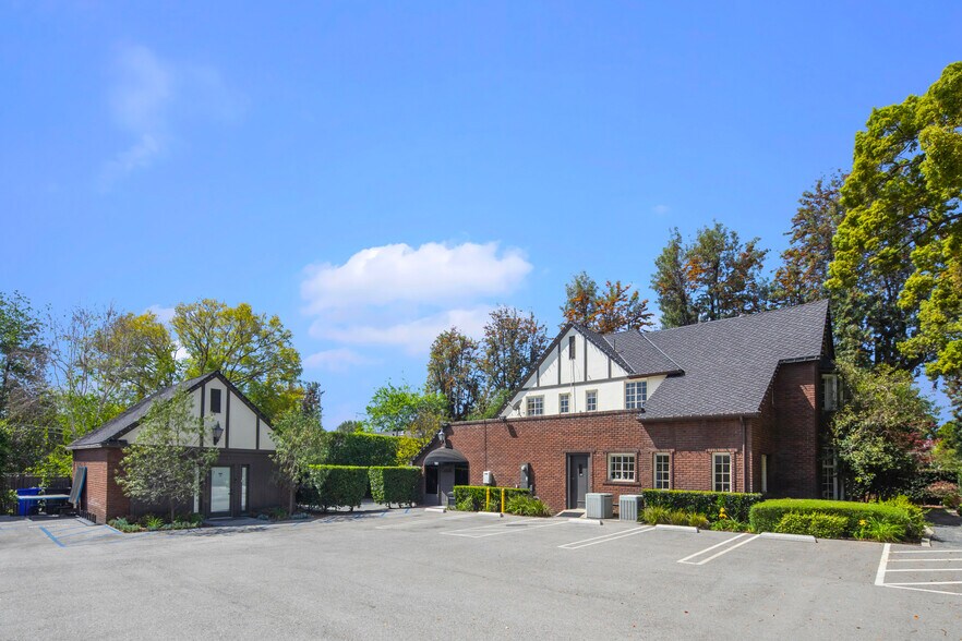 592 N Euclid, Upland, CA for sale - Building Photo - Image 2 of 18