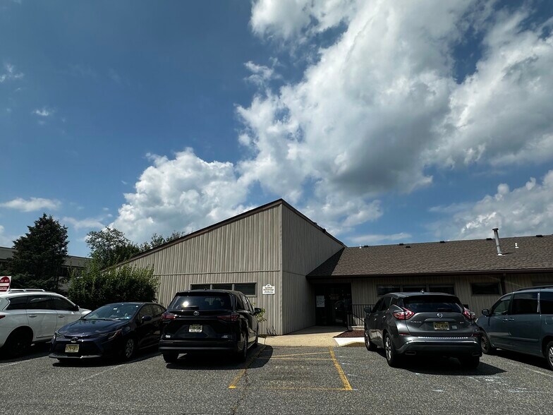 525 Highway 70, Lakewood, NJ à louer - Photo du bâtiment - Image 2 de 7