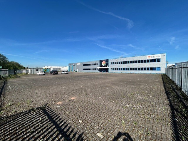 1 First Ave, Sutton Coldfield à louer - Photo du bâtiment - Image 2 de 4