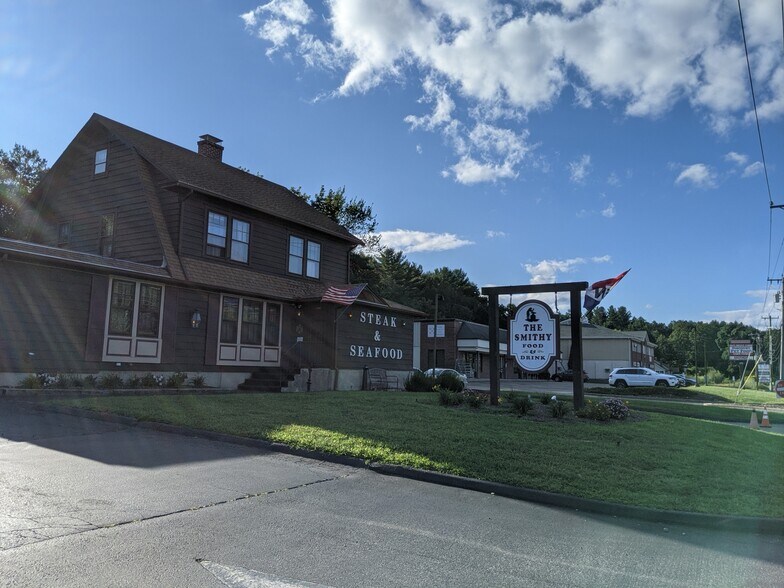 171 Main St, Monroe, CT à vendre - Photo du bâtiment - Image 2 de 13