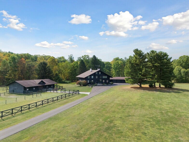 550 Warner rd, Vienna, OH à vendre - Photo du bâtiment - Image 2 de 82