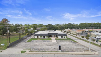 More details for 1915 N Frazier St, Conroe, TX - Retail for Sale