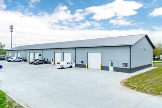 Plus de détails pour 4475 NE 3rd St, Des Moines, IA - Local d'activités à louer