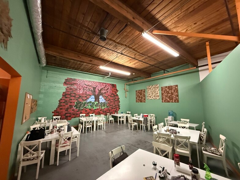 108 Pennsylvania Ave, Greer, SC for lease - Building Photo - Image 3 of 19