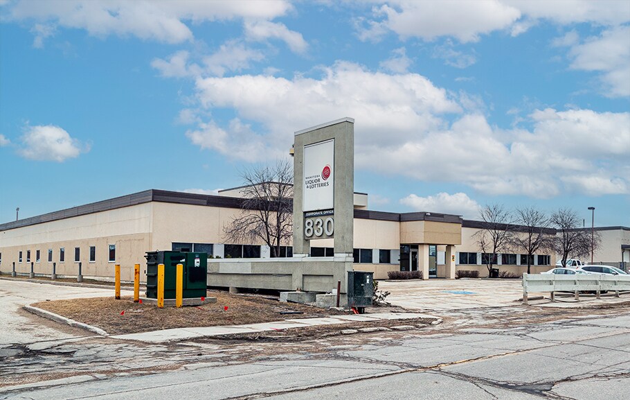 83 Empress St, Winnipeg, MB à vendre - Photo du bâtiment - Image 1 de 1