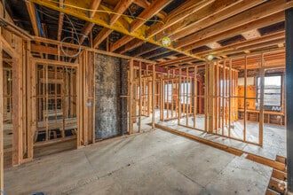 2146 Mott Ave, Far Rockaway, NY for lease Interior Photo- Image 2 of 9