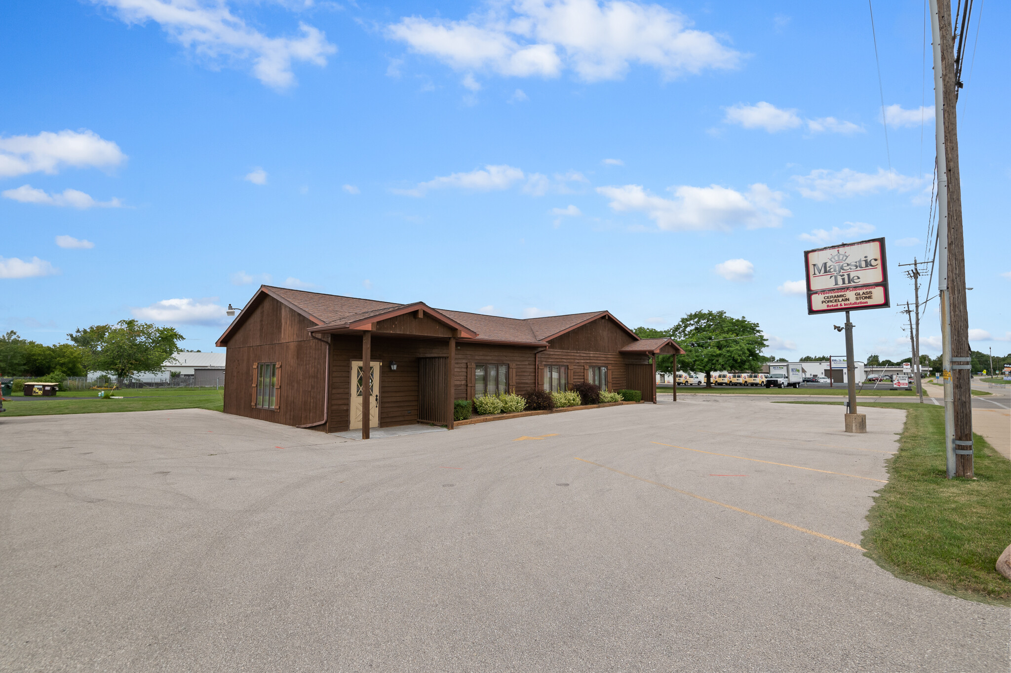 1308 Bellevue St, Green Bay, WI for sale Building Photo- Image 1 of 36