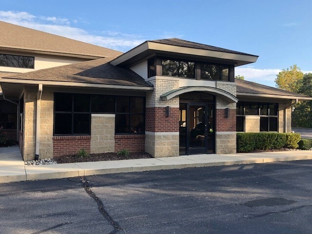 45200 Card Rd, Macomb Township, MI for lease Building Photo- Image 1 of 13