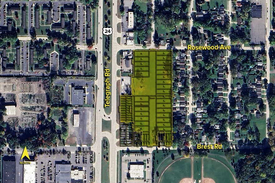 Telegraph Rd, Taylor, MI à vendre - Photo du bâtiment - Image 1 de 2