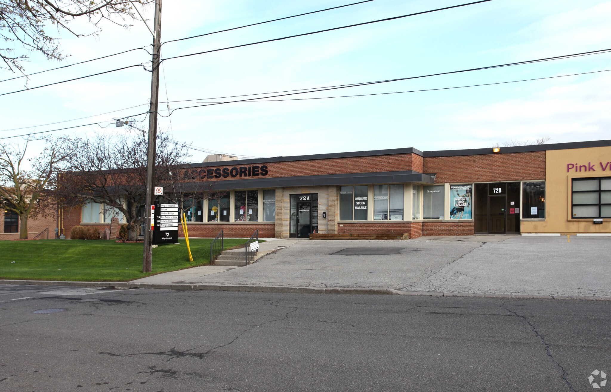 72 Wingold Ave, Toronto, ON à vendre Photo principale- Image 1 de 1