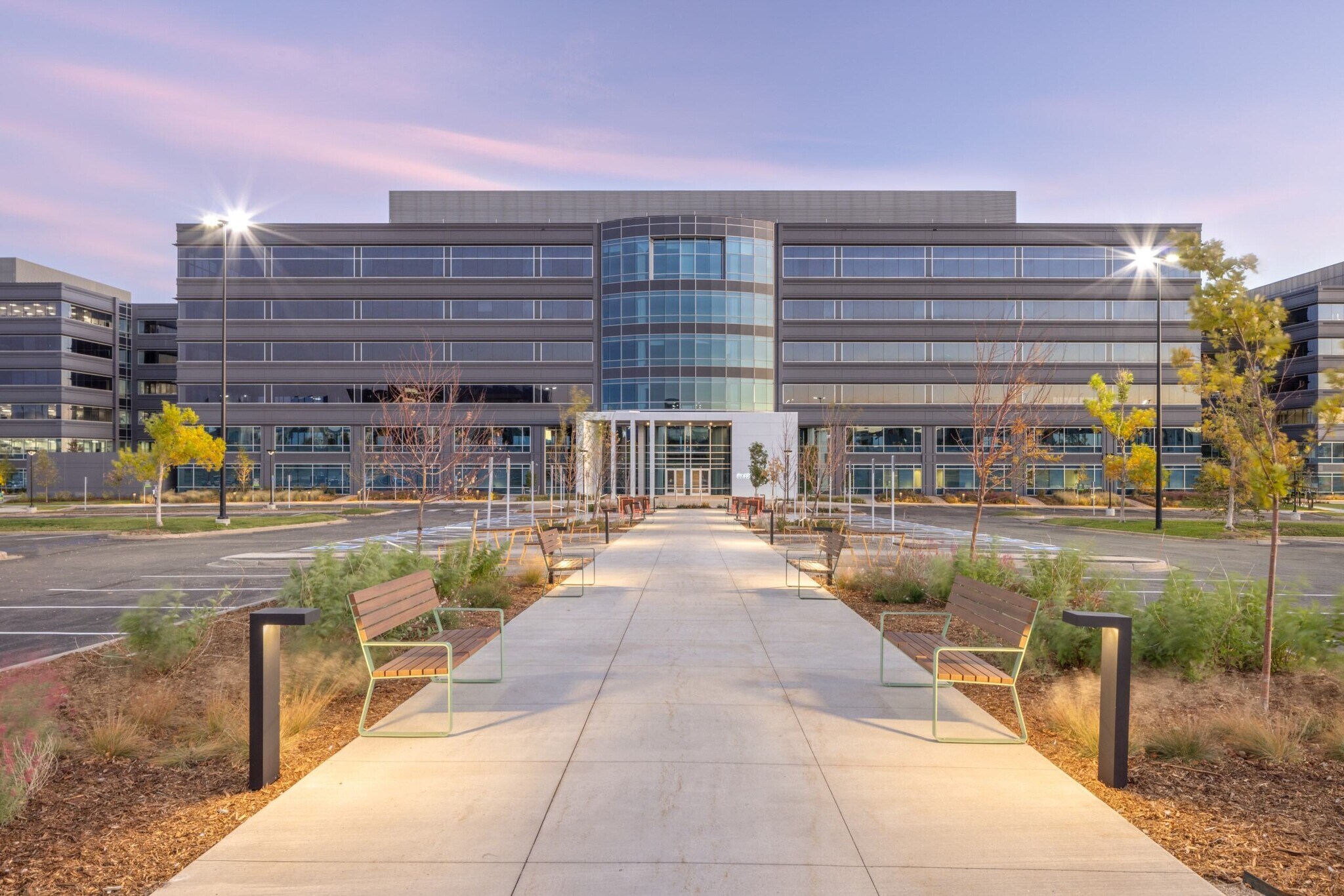 8742 Kendrick Castillo Way, Highlands Ranch, CO à louer Photo du bâtiment- Image 1 de 16