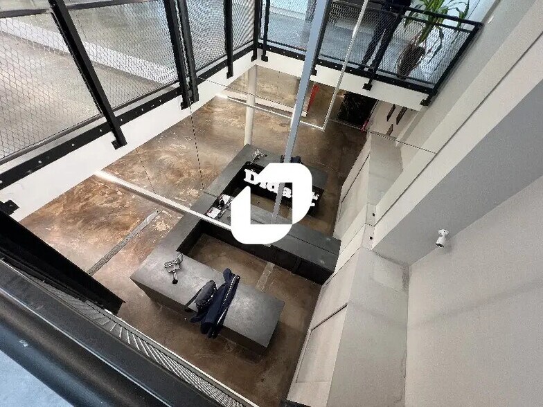 Retail in Paris for sale - Building Photo - Image 1 of 11