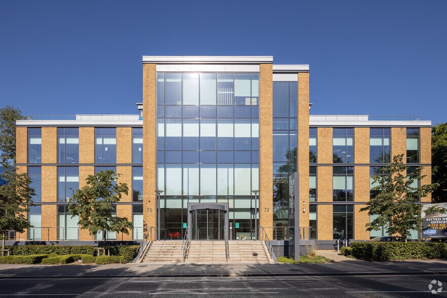 73 London Rd, Redhill à louer - Photo du bâtiment - Image 3 de 11