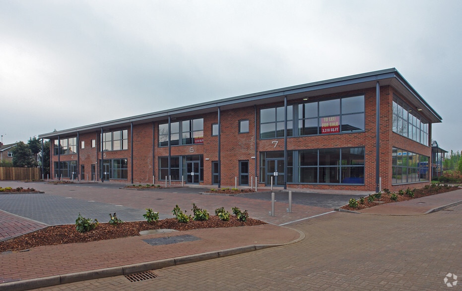 White Lion Rd, Amersham for sale - Building Photo - Image 2 of 4