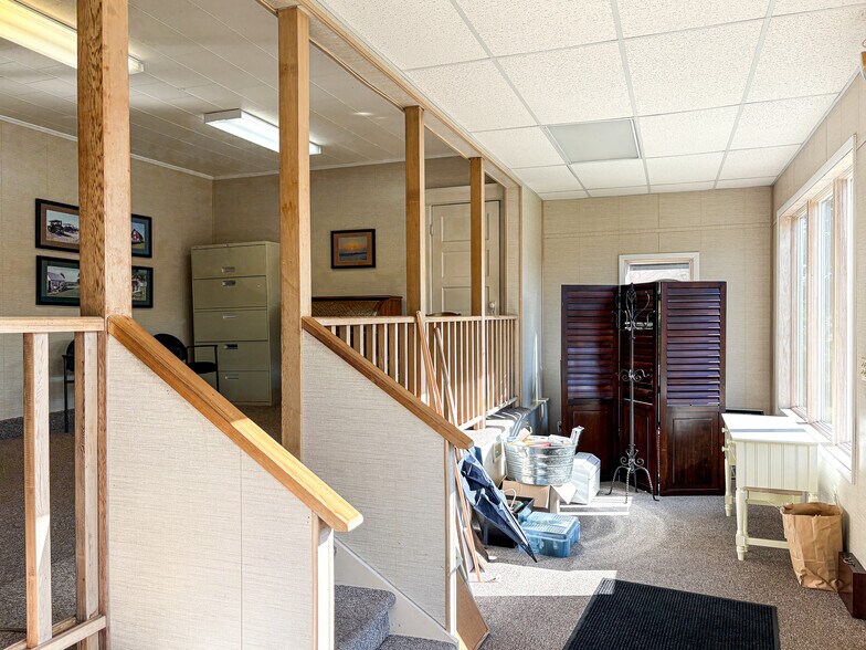 417 Albany Ave, Kingston, NY à vendre - Photo du bâtiment - Image 3 de 14