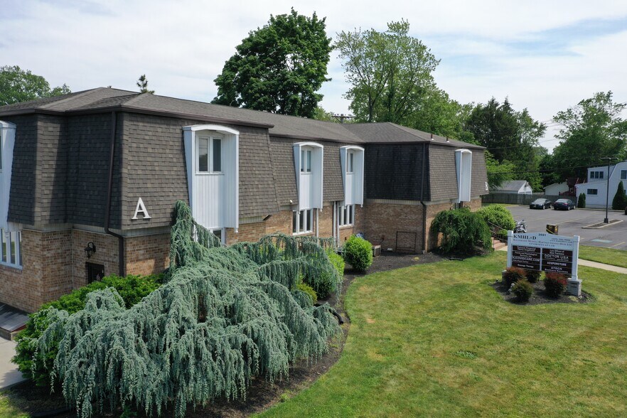 2681 Quakerbridge Rd, Hamilton, NJ à louer - Photo du bâtiment - Image 3 de 11