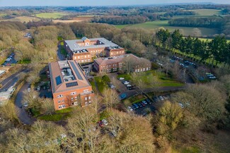 Plus de détails pour Millfield Ln, Tadworth - Bureau à louer