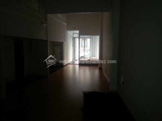 Retail in Cáceres, Cáceres for lease - Building Photo - Image 2 of 2