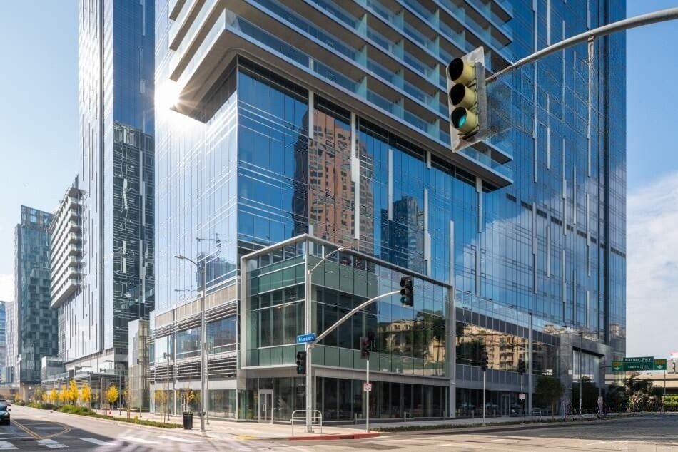 1000 W 8th St, Los Angeles, CA à louer Photo du bâtiment- Image 1 de 31