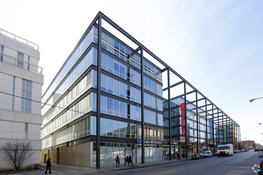 1237 W Fullerton Ave, Chicago, IL à louer - Photo du bâtiment - Image 2 de 2