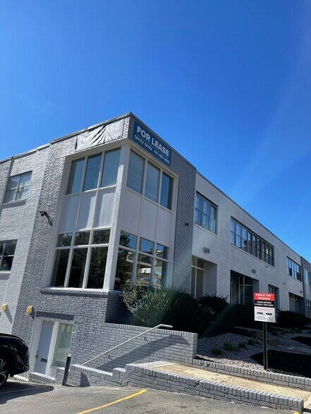 709 W Johnson St, Raleigh, NC à louer - Photo du bâtiment - Image 3 de 4