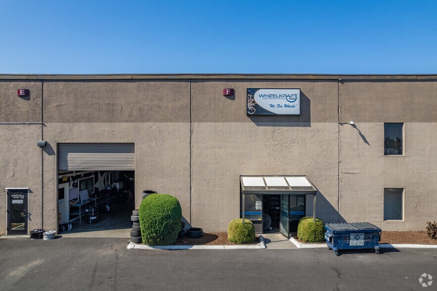 1321-1417 NE 76th Ave, Vancouver, WA à louer - Photo du bâtiment - Image 3 de 4