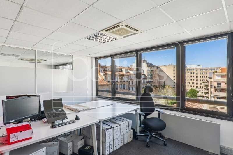 Bureau dans Marseille à louer - Photo intérieure - Image 2 de 11