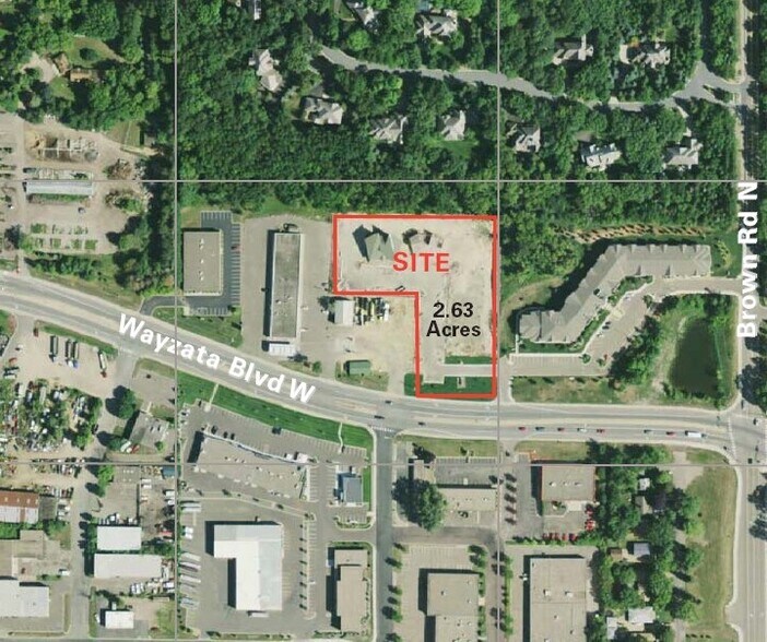 2060 Wayzata Blvd, Orono, MN à vendre - Photo du bâtiment - Image 2 de 6