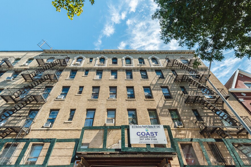 85 E Mosholu Pky, Bronx, NY for sale - Building Photo - Image 2 of 14