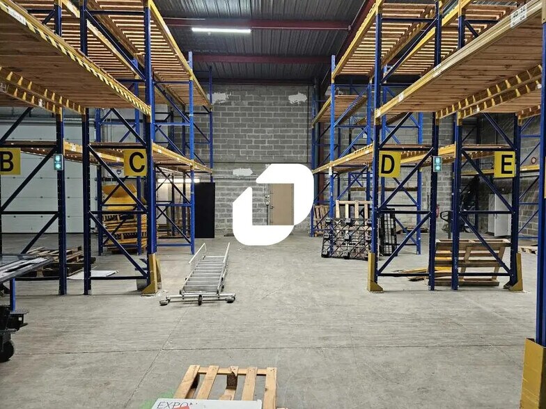 186-188 Allée Des Erables, Villepinte à louer - Photo du bâtiment - Image 2 de 7