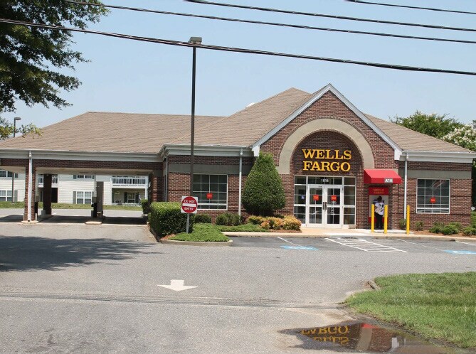 1018 Dallas Cherryville Hwy, Dallas, NC for sale Building Photo- Image 1 of 1