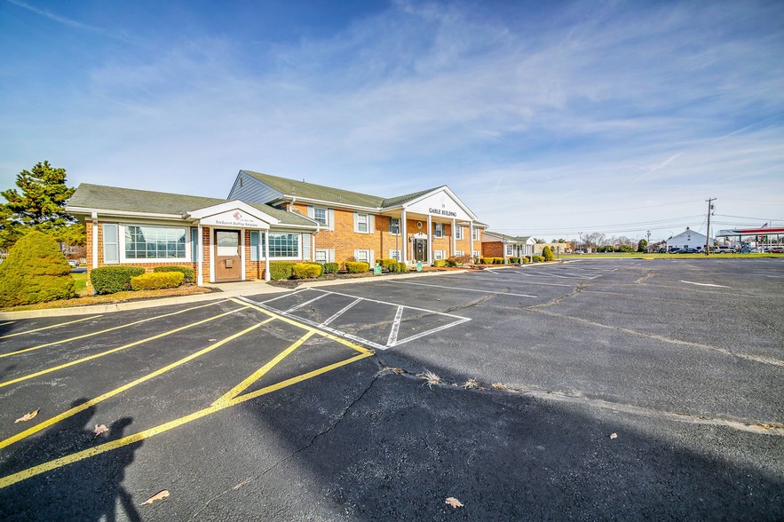 70 Schanck Rd, Freehold, NJ for lease - Primary Photo - Image 1 of 43