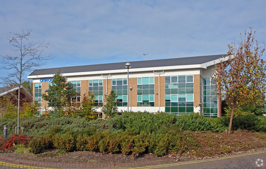 2 Opal Dr, Milton Keynes à vendre - Photo du bâtiment - Image 3 de 6