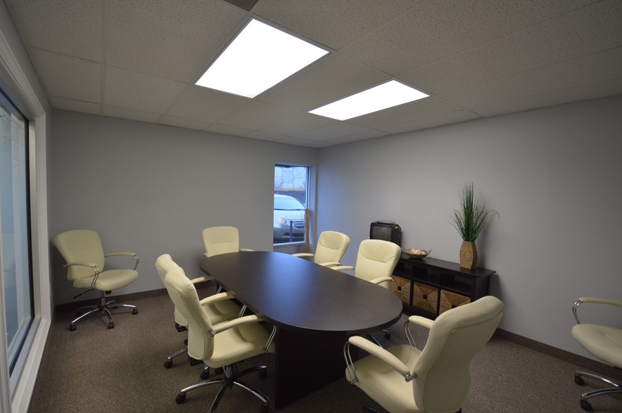 163 Stratford Ct, Winston-Salem, NC for lease - Interior Photo - Image 3 of 19