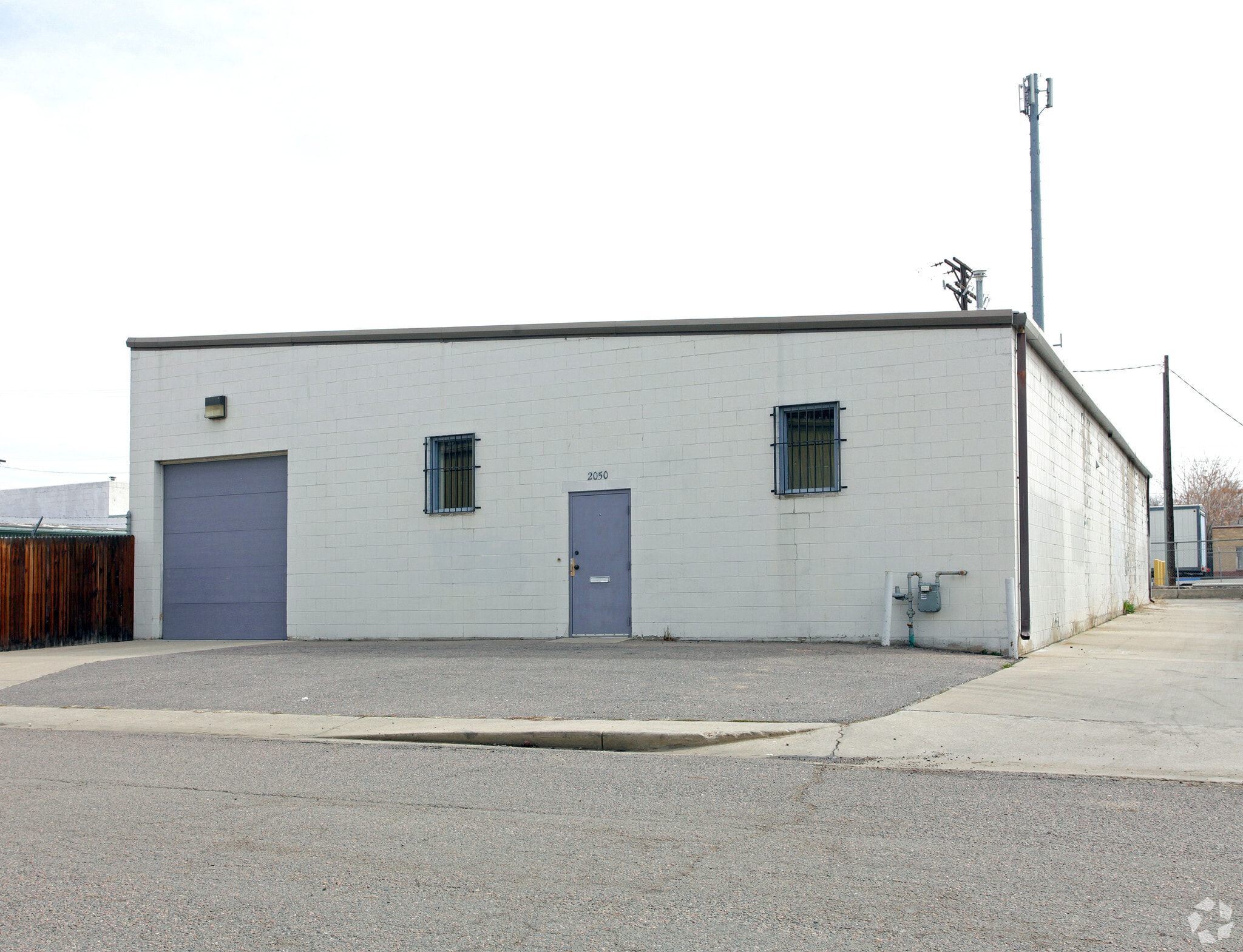 2050 S Cherokee St, Denver, CO for lease Primary Photo- Image 1 of 49