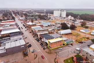 Plus de détails pour 30 S Main St, Caldwell, KS - Commerce de détail à vendre