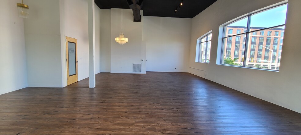 120 Commercial St NE, Salem, OR for lease - Interior Photo - Image 2 of 14