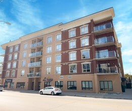 82 John St S, Aylmer, ON for lease Building Photo- Image 2 of 5