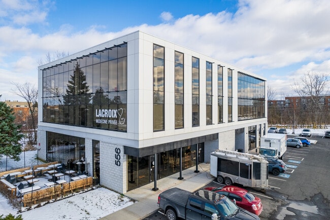 Plus de détails pour 556 de Mortagne, Boucherville, QC - Bureau à vendre