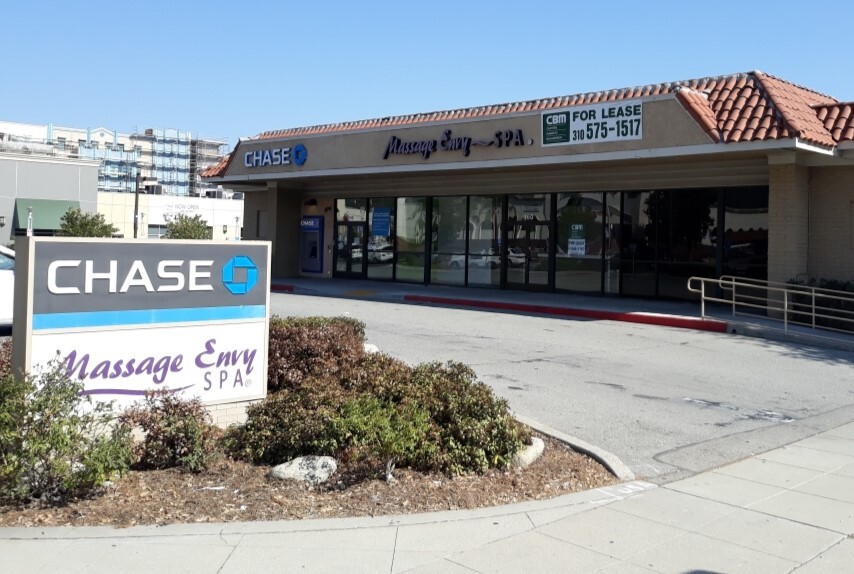 150-160 W Foothill Blvd, Azusa, CA for lease Building Photo- Image 1 of 14