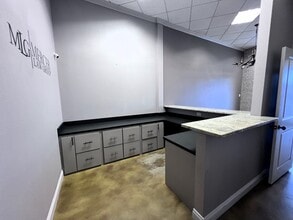 1633 E Beebe Capps Expy, Searcy, AR for lease Building Photo- Image 2 of 15