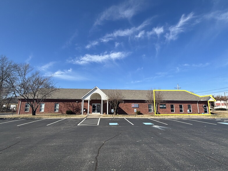 203 Beasley Dr, Franklin, TN for lease - Building Photo - Image 3 of 6