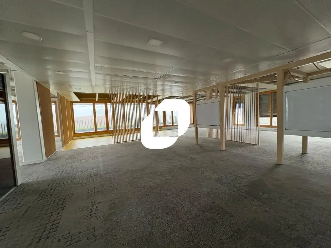 Boulevard De Tournai, Lezennes for lease Interior Photo- Image 1 of 22