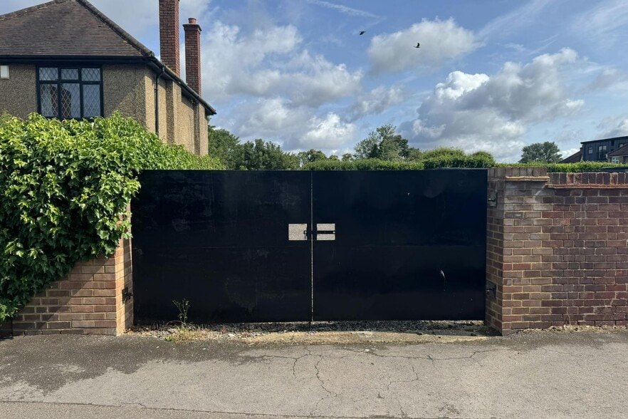 Simplemarsh Rd, Addlestone for lease - Other - Image 1 of 4