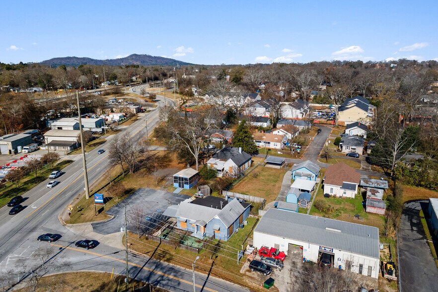 547 Atlanta St SE, Marietta, GA à vendre - Photo du bâtiment - Image 2 de 5