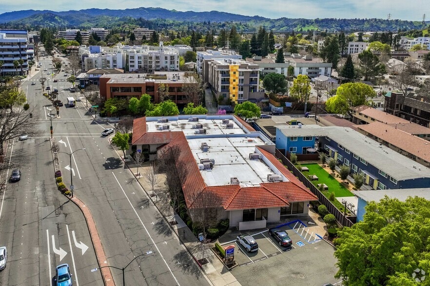 1801 N California Blvd, Walnut Creek, CA for lease - Building Photo - Image 3 of 13