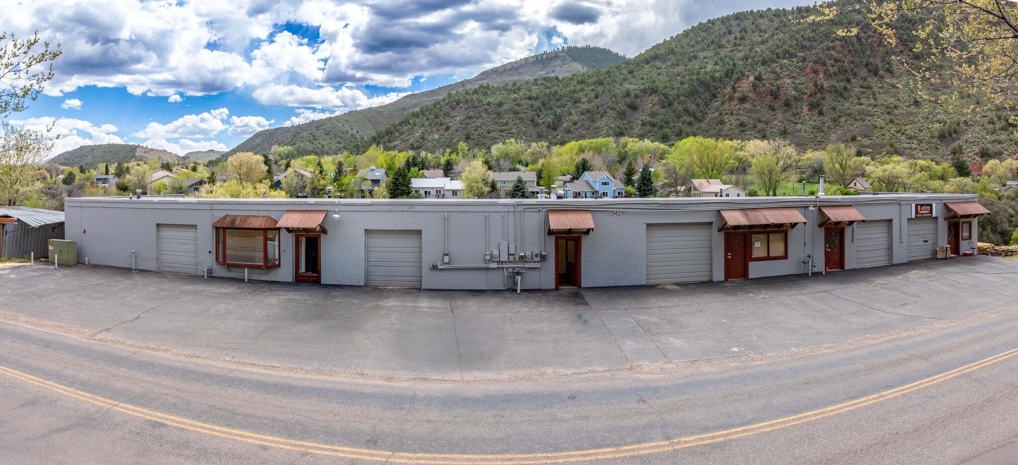 3421 Grand Ave, Glenwood Springs, CO à louer Photo principale- Image 1 de 2