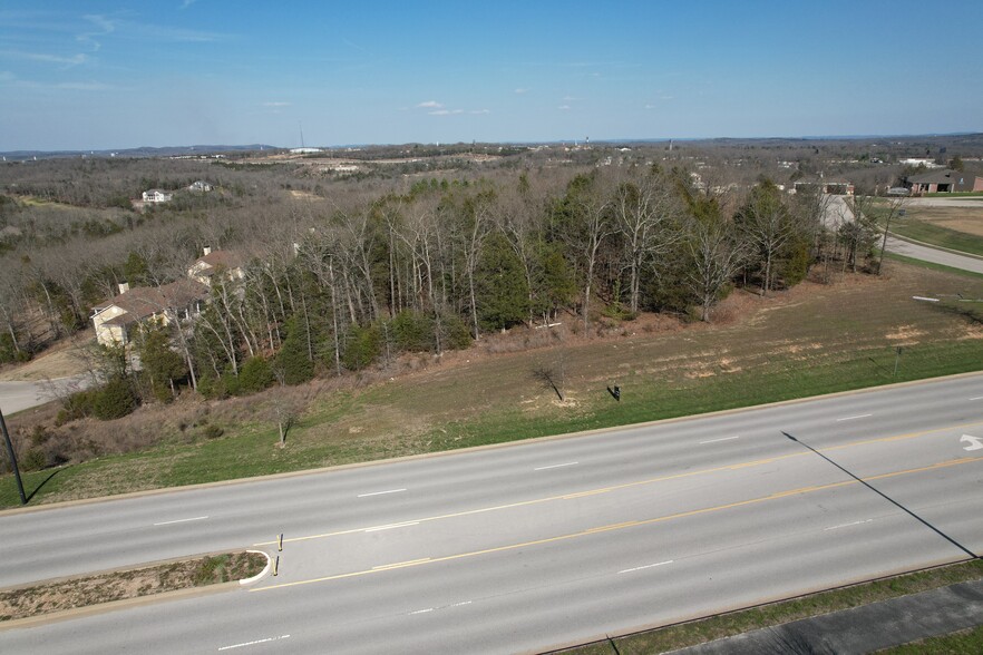 Pinehurst, Branson, MO for sale - Primary Photo - Image 1 of 4